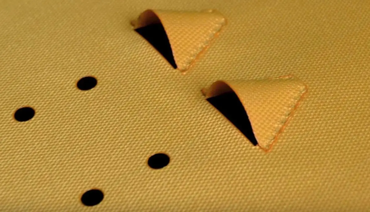Treaure-Island_air-pockets-close-up